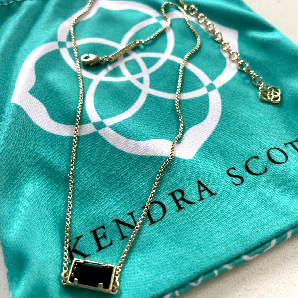 Kendra Scott Necklace